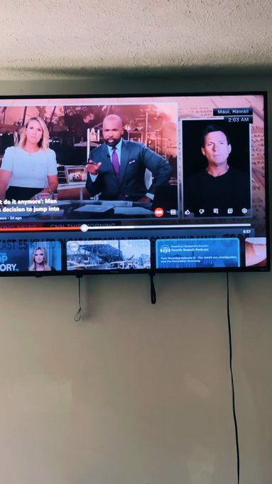 He must be reporting from my bedroom😏🤣 https://t.co/3uJWEMcrpp