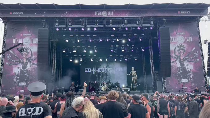 #Gothminister #MeraLuna23 https://t.co/jvPXmXTbsl<a href="/tag/gothminister"class="tags">&#35;Gothminister</a><a href="/tag/meraluna23"class="tags">&#35;MeraLuna23</a>