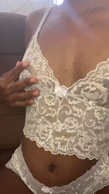 Assine meu conte&uacute;do pre&ccedil;o especial por tempo limitado apenas 9,99 🤤🔥 https://t.co/umTUZFAdls<a href="/tag/novafotodeperfil"class="tags"><span>#novafotodeperfil</span></a>