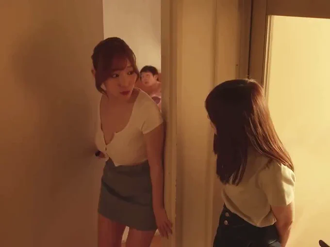 🔍小宵こなん 🔍 巨乳、痴女、フェラ、お姉さん 🔍幼なじみのお姉さんが痴女ってくるううううう😈😈😈 こなんちゃんのこのえちえちな格好で責められるのたまらん最高シチュエーションやん💕💕💕