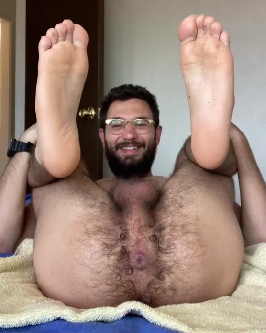 just left pound town https://t.co/eRNMV1Pfgb