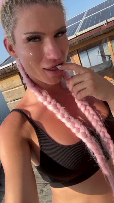 Happy Sunday ☀️☀️☀️ https://t.co/kAOLHy8FYS