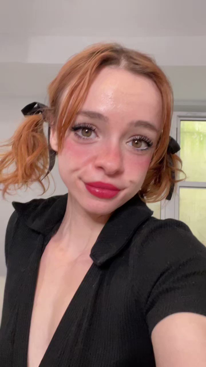 @emmyspeenss video Tweet