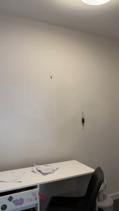 I can keep a secret https://t.co/y3TN1evWua