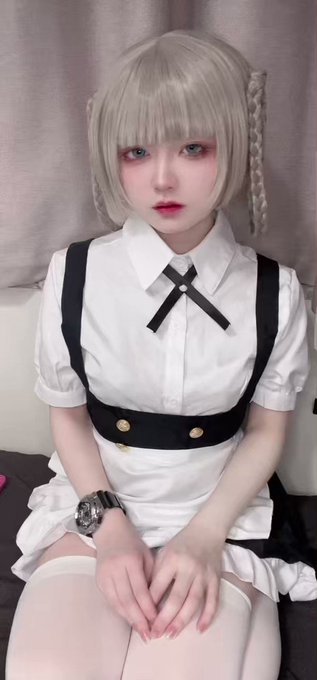 コスプレイヤー絲のTwitter動画3