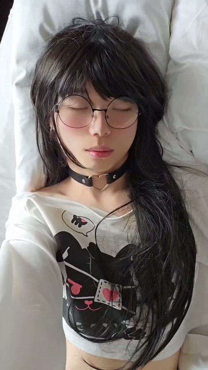 @Femboyskylies video Tweet