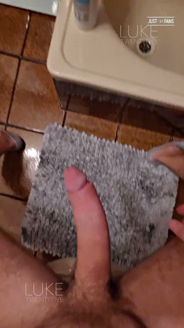 300 ml Hair Spray Comparison 🫣🍆...  See this and more at: https://t.co/VA4zukTIW9 https://t.co/e03cS<a href="/tag/bigcockmeasured"class="tags"><span>#bigcockmeasured</span></a>