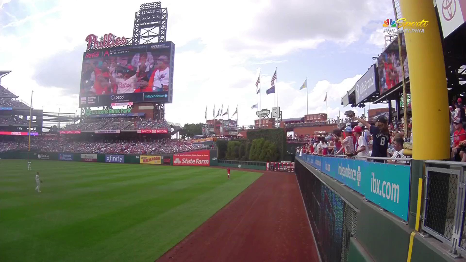 Destiny Lugardo on X: Trea Turner is now wearing a José Alvarado necklace.   / X