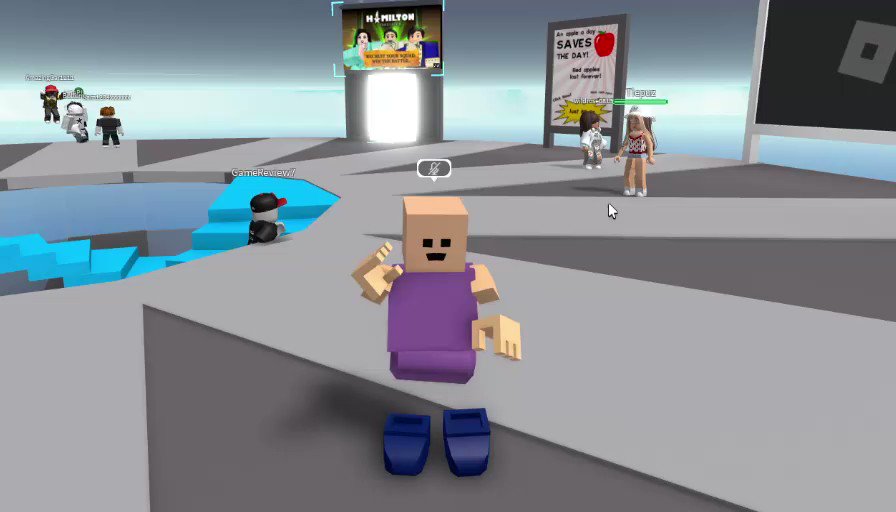 Blockland vs ROBLOX 