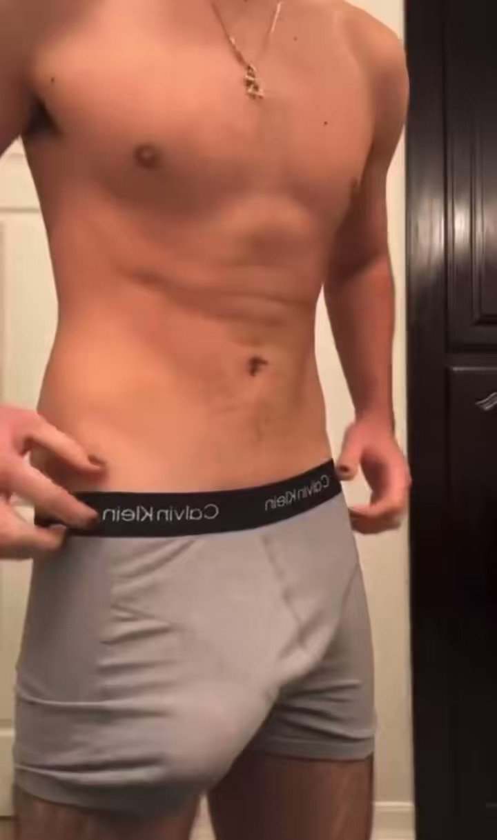 @Celebrities_Boys video Tweet