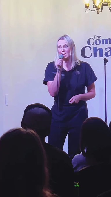 American Teeth 🦷😃 #standup #standupcomedy https://t.co/bHf5C72Twv<a href="/tag/standup"class="tags">#standup</a><a href="/tag/standupcomedy"class="tags">#standupcomedy</a>