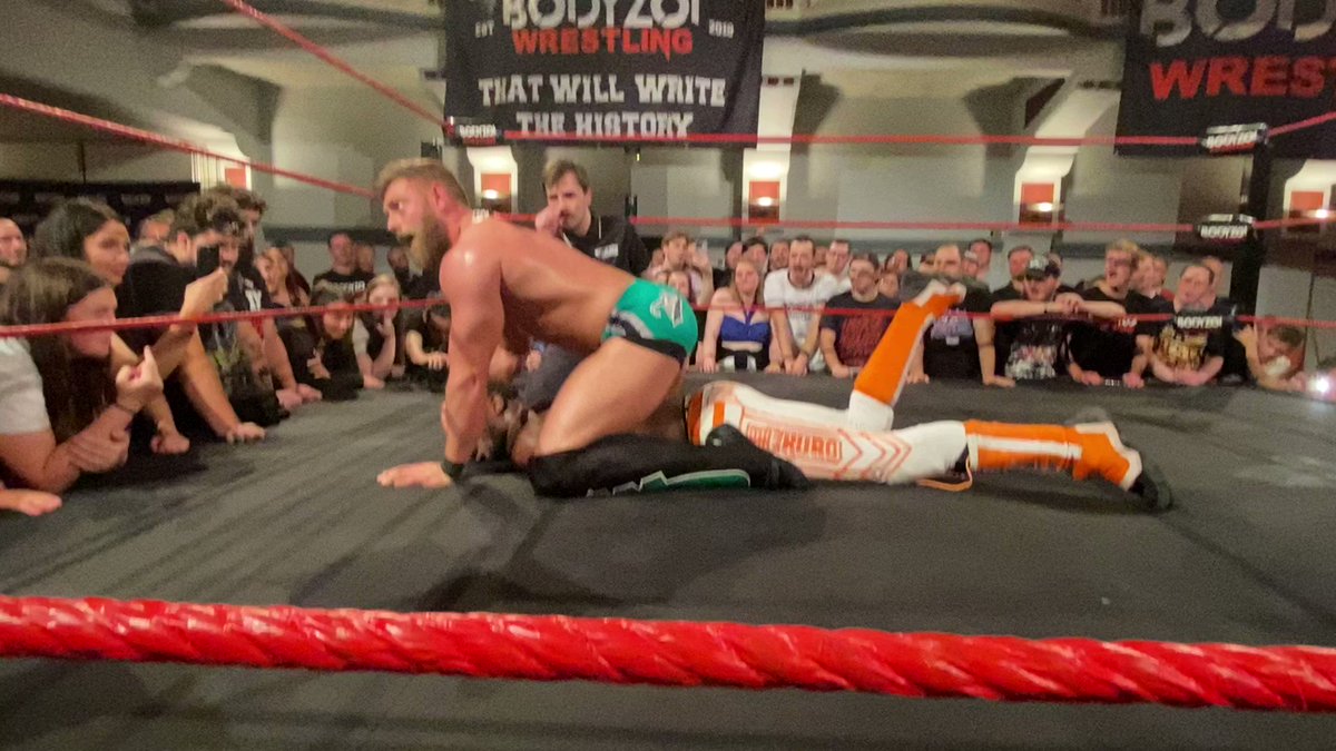 Tucker (Northern Irish wrestler) - Wikipedia