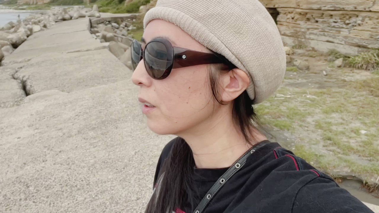 [閒聊] 有哪些主題曲歌手與作品綁在一起的作品