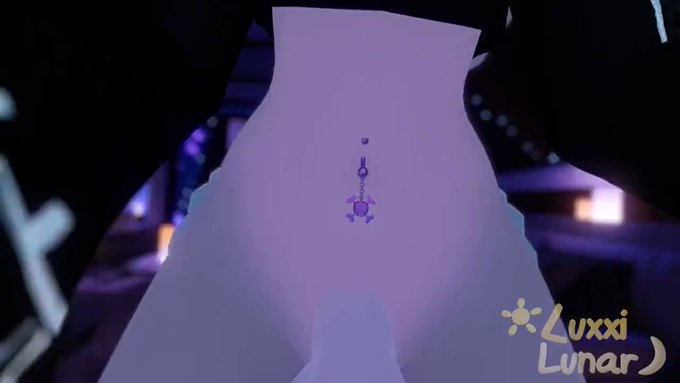 LuxxiLunar’s pics and videos