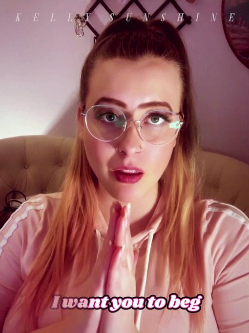 I want you to beg...  😈 goddess mistress femdom findom mind fuck https://t.co/VZ1T4dfIi4