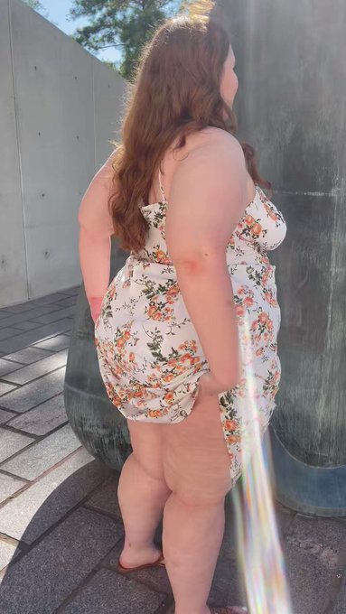 Being naughty at the art museum 🤭 https://t.co/vDsnPVIwfN<a href="/tag/mvsales"class="tags"><span>#mvsales</span></a>