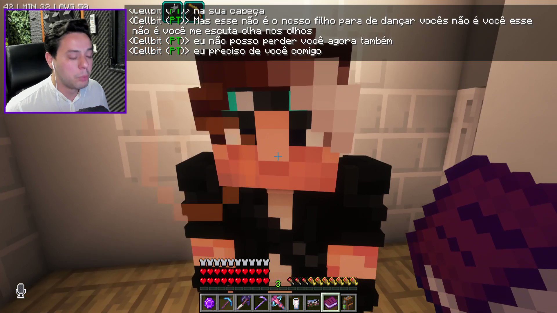 Cellbit acima de mim e eu abaixo dele