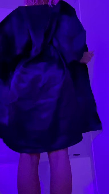 ✨ https://t.co/6EStLyfaBs