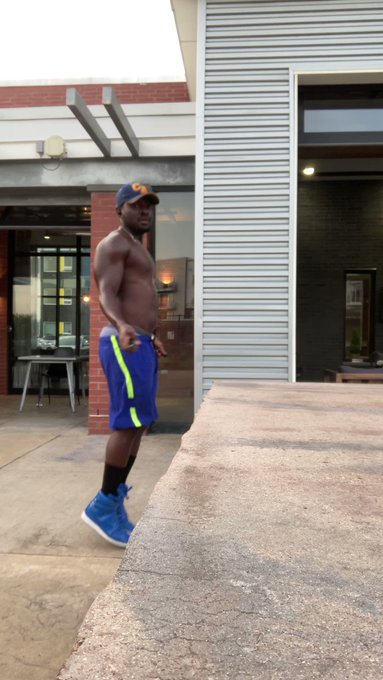 Summer&rsquo;s almost over. Did you have a banging body for summer 2023? You still have time. I&rsquo;m going to<a href="/tag/fitness"class="tags"><span>#fitness</span></a><a href="/tag/progress"class="tags"><span>#progress</span></a><a href="/tag/bisexual"class="tags"><span>#bisexual</span></a><a href="/tag/jumprope"class="tags"><span>#jumprope</span></a>