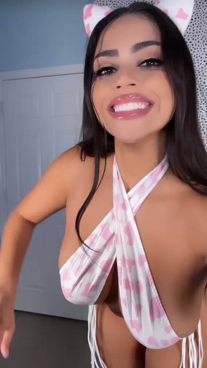 Rebecca J (@RebeccaJlive)  X