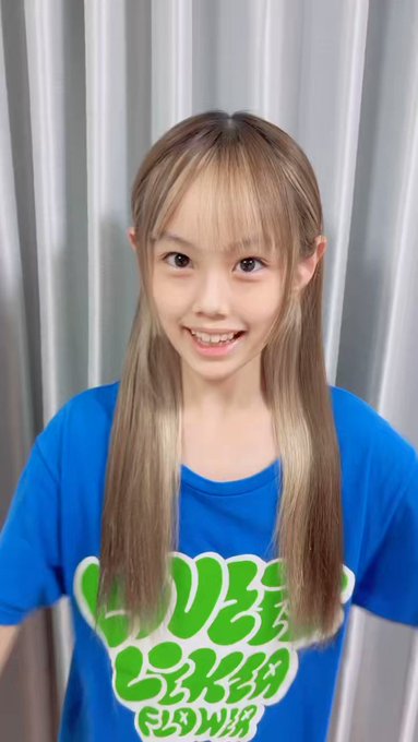 Twitterのコスプレ動画2