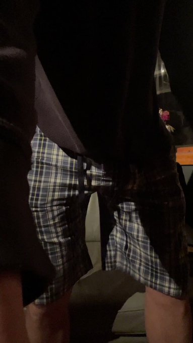 Hey, sit down.... we need to talk.....   https://t.co/bY7zAjjuW3 https://t.co/IlLuBYXjkf