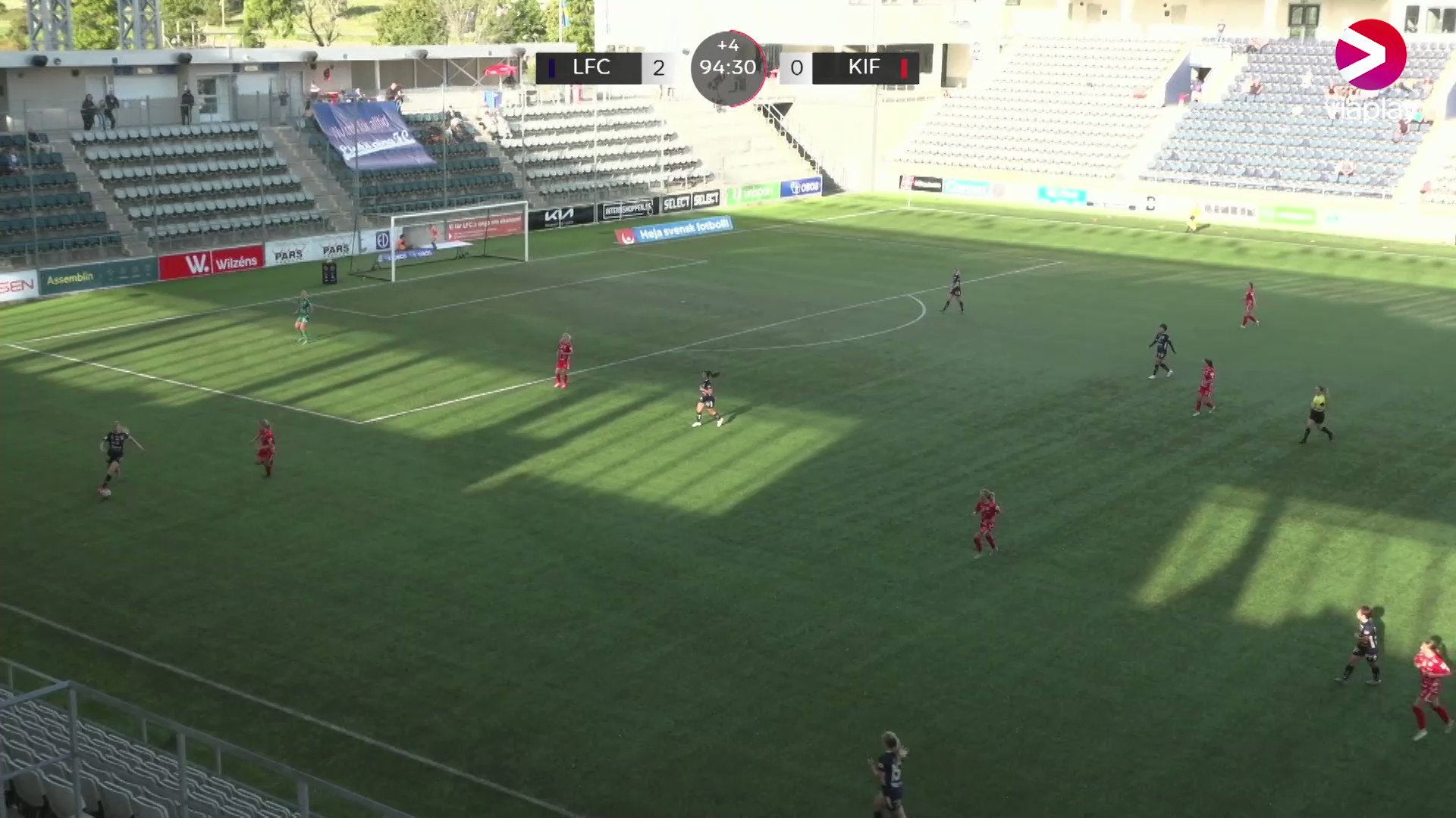 Cornelia Kapocs fastställer slutresultatet och är uppe på 15 mål i OBOS Damallsvenskan efter det här mönsteranfallet 🔥