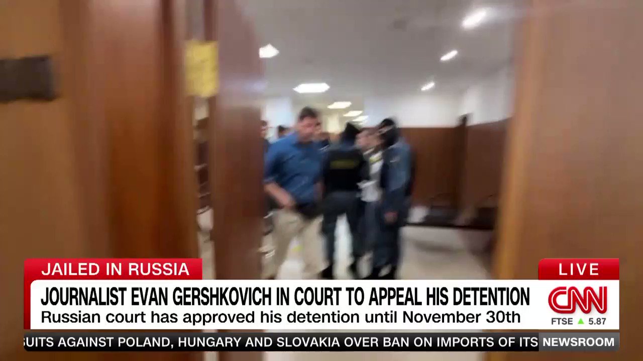 CNN reporter gets kicked out of Russian courtroom