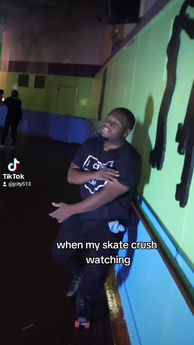 When I see my sk8 crush!!! https://t.co/9P2J8XXCSP<a href="/tag/betawards"class="tags"><span>#betawards</span></a><a href="/tag/betexperience"class="tags"><span>#betexperience</span></a><a href="/tag/ushertribute"class="tags"><span>#ushertribute</span></a>