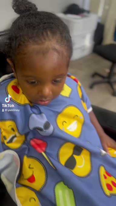 Jr. With the fresh lineup #Firsthaircut #Detroitbarber #Detroit https://t.co/JjS13bfc6C<a href="/tag/firsthaircut"class="tags">#Firsthaircut</a><a href="/tag/detroitbarber"class="tags">#Detroitbarber</a><a href="/tag/detroit"class="tags"><span>#detroit</span></a>