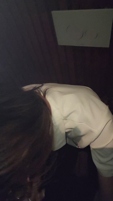 เกิดอะไรขึ้นนะ แนวในผับอีกแล้วหนอออ TT ติดตามได้ในตอนต่อไปนะ 5555 https://t.co/DnpUGm1JSa<a href="/tag/imimmaim"class="tags"><span>#imimmaim</span></a>