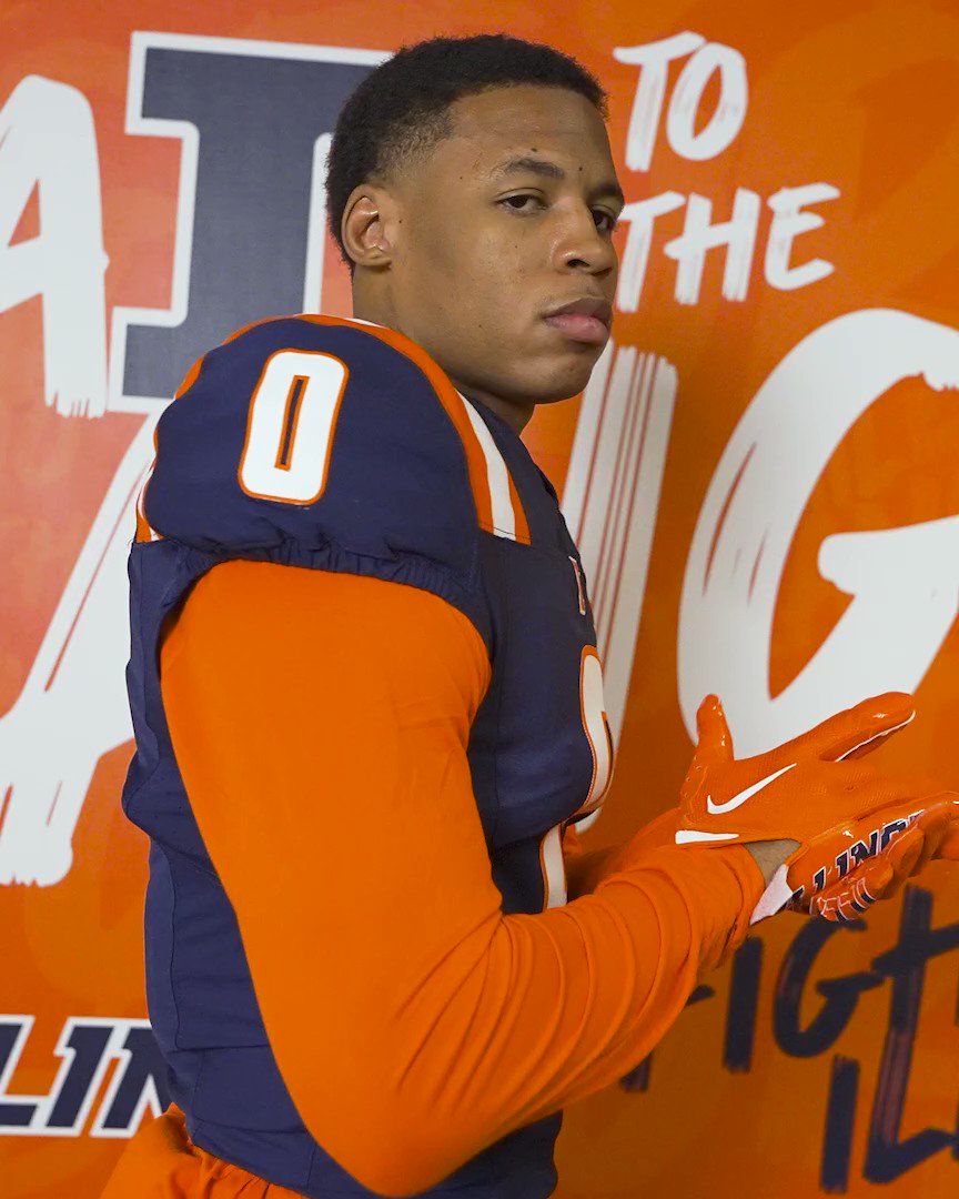 Illinois Football on X: Welcome to Champaign, Peter! #Illini // #HTTO // #famILLy / X
