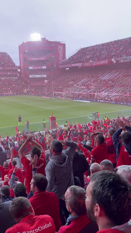 🔴 ROJOS DE PASIÓN. Todos los domingos de 19 a 21 para hablar de las cosas que importan y que pasan en #Independiente. 🎙️El programa del H…