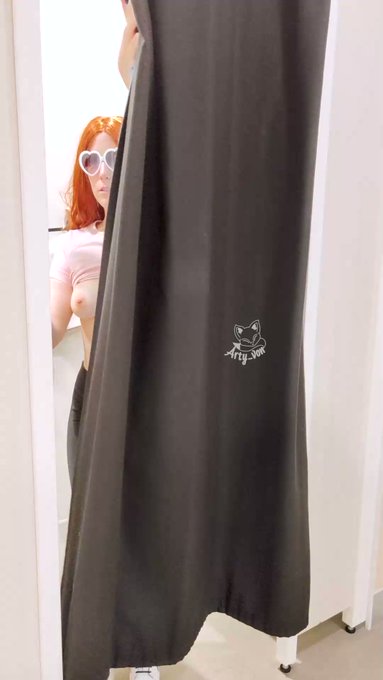 Volpe nel camerino... 💗 https://t.co/w6SZQoQo0q<a href="/tag/buongiornoatutti"class="tags"><span>#buongiornoatutti</span></a>