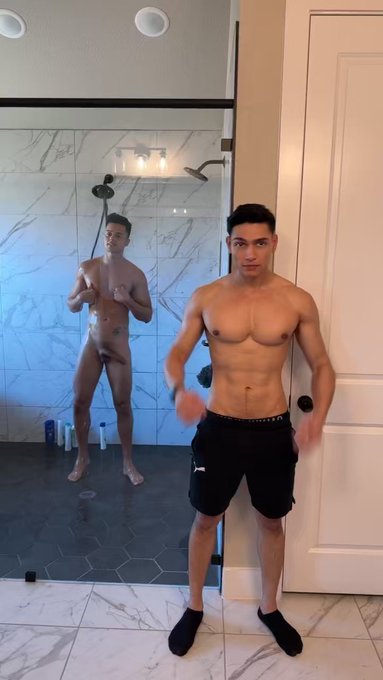 Full mirrors in front of showers should not be allowed https://t.co/zHqiDXROO2