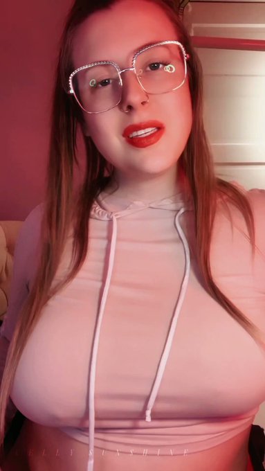 🙏 You are *so lucky* to have the privilege of worshipping perfection.   Say "thank you, Goddess" every