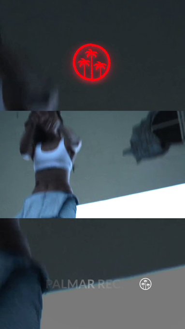 Kochani kawałek Fvck Off jest już dostępny na moim kanale na YouTube, wpadajcie  przesłuchać  👊🏽https://t