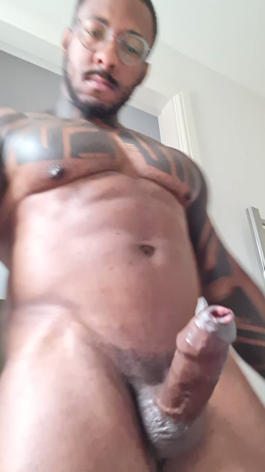 I need to be fuck a hot ass you got one? https://t.co/tlQpu5Aj0a