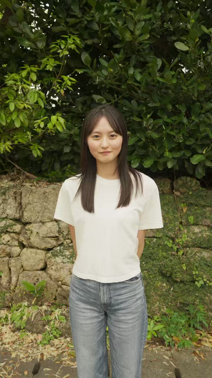 乃木坂46 遠藤さくら1st写真集『可憐』【公式】発売中! on X 乃木坂46 遠藤さくら1st写真集『可憐』【公式】発売中! on X