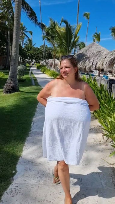 My  vacation is comming 🥰😍 Follow me 😘😘😘  https://t.co/4ebw6egSQA https://t.co/1EjQ1bqXJd