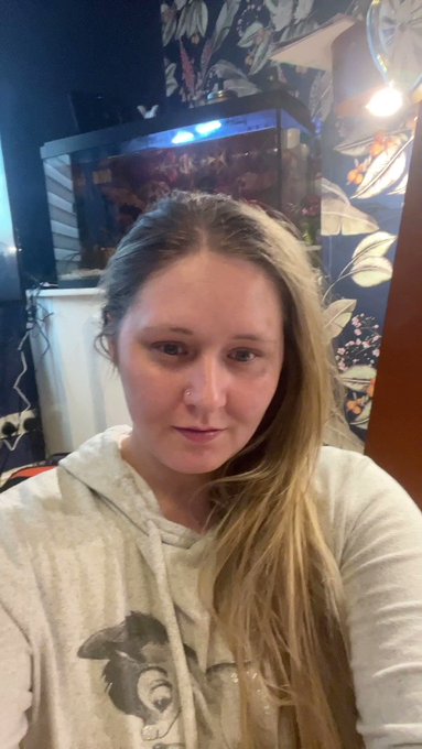 Join me on cam4 now xx https://t.co/pNF1el7PJg