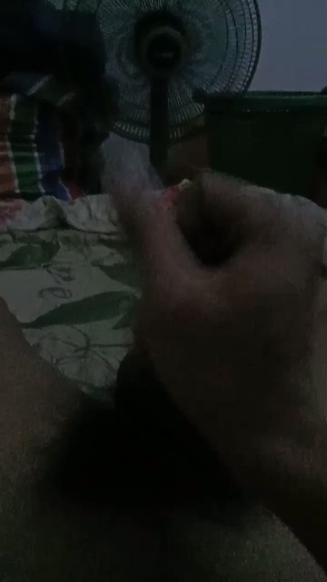 ทอมเต้นยั่วยวนในห้องนอน