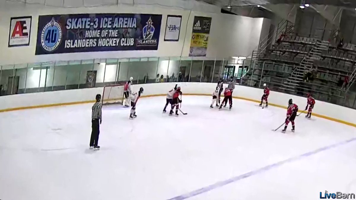 Skate 3 Ice Arena - Tyngsboro, MA