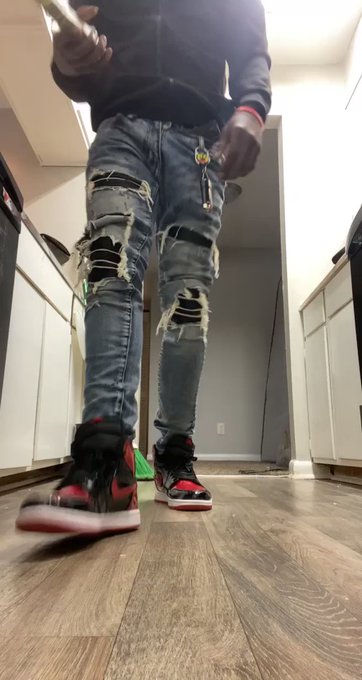 covid may be over but I&rsquo;m still sick of you 🥷&rsquo;s https://t.co/MgCIhNDyxg