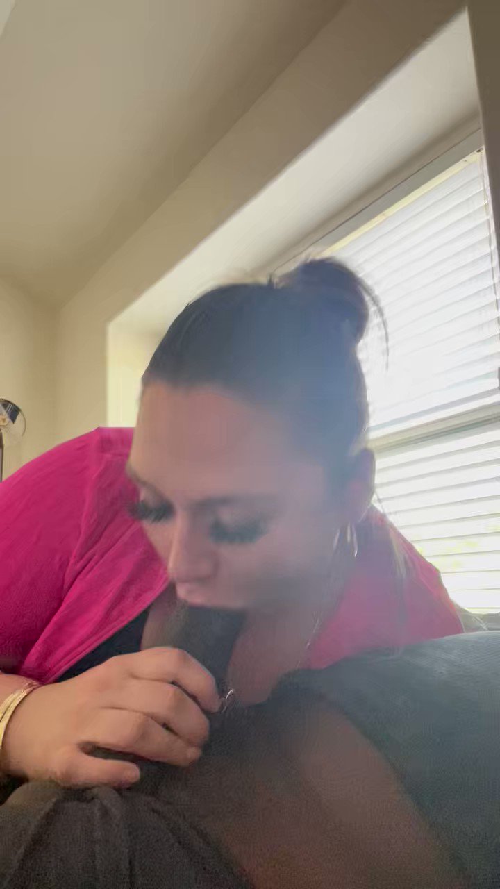 @LuvvMeParisRoses video Tweet