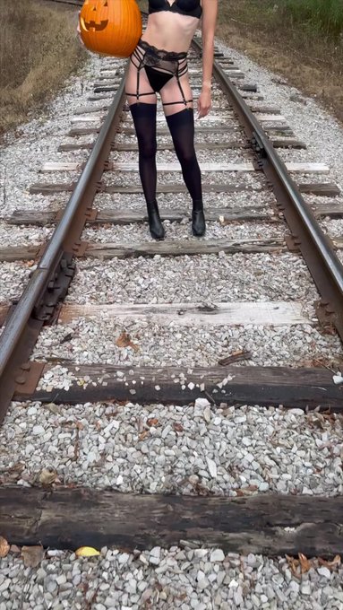 Happy Pumpkin Spice Season 🎃 https://t.co/sFopEIRkaD