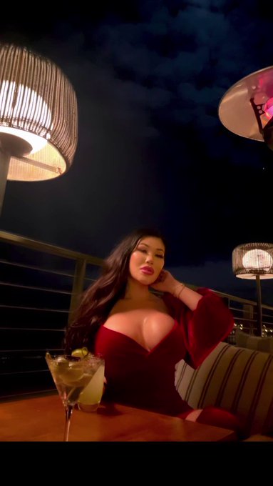 Sometimes I don&rsquo;t understand how I came out so China 😂🤷🏻&zwj;♀️ #latina #salvadorian https://t.co/hzxxth<a href="/tag/latina"class="tags"><span>#latina</span></a><a href="/tag/salvadorian"class="tags"><span>#salvadorian</span></a>