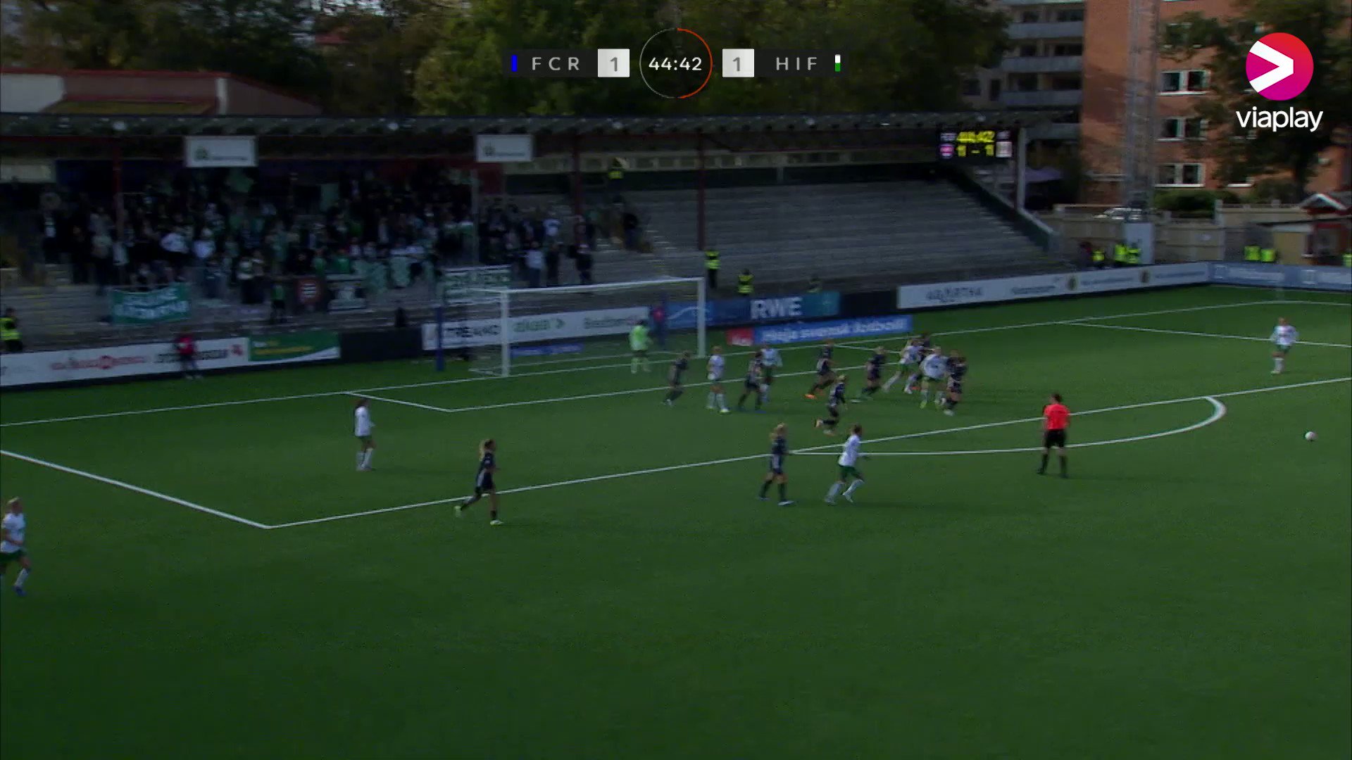 Nystrom når högst och nickar in 2-1 till @hammarbyfotboll precis innan halvtid