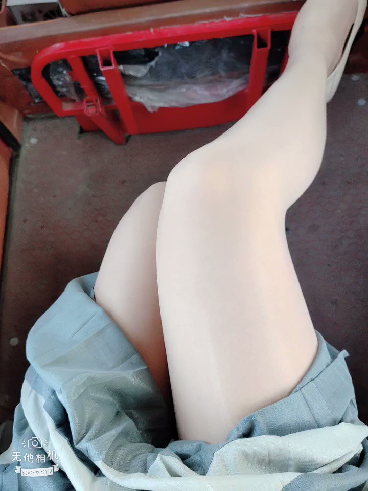 小孩开大车妖媚婷儿    