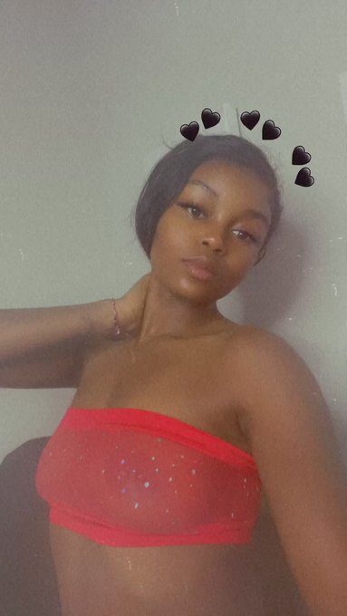 Come play ❤️🥂 https://t.co/0hPuo9JsYf https://t.co/T7sRcYpFAA